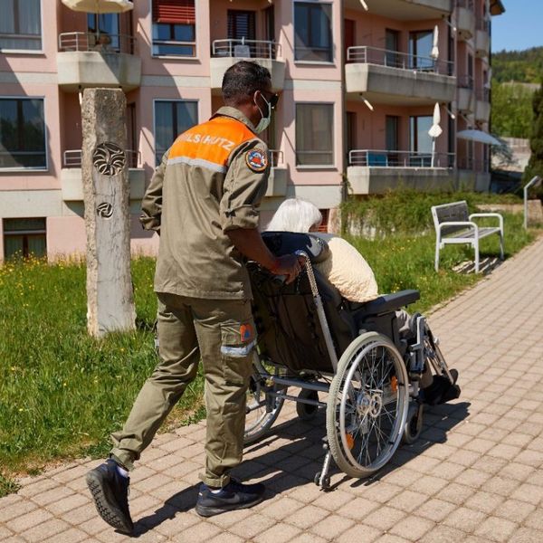 Covid-Infektion: Zivilschützer zeigt Zuger Pflegeheim an