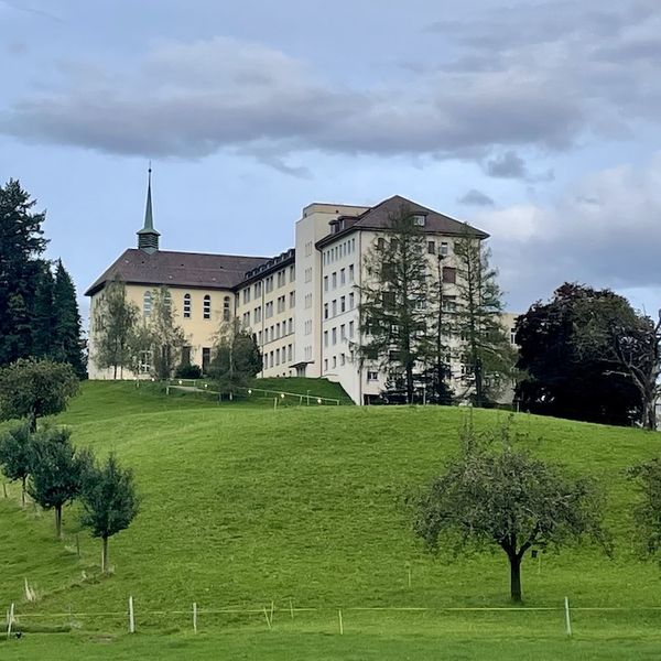 Zug plant neue Asylunterkünfte aber schweigt dazu