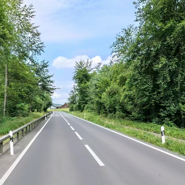 WWZ reisst Drälikerstrasse in Hünenberg auf