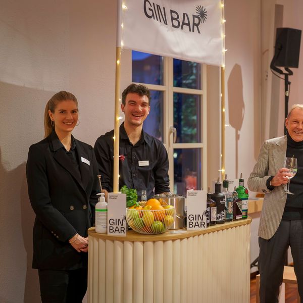 Luzerner Theater weiht neue Gin-Bar ein