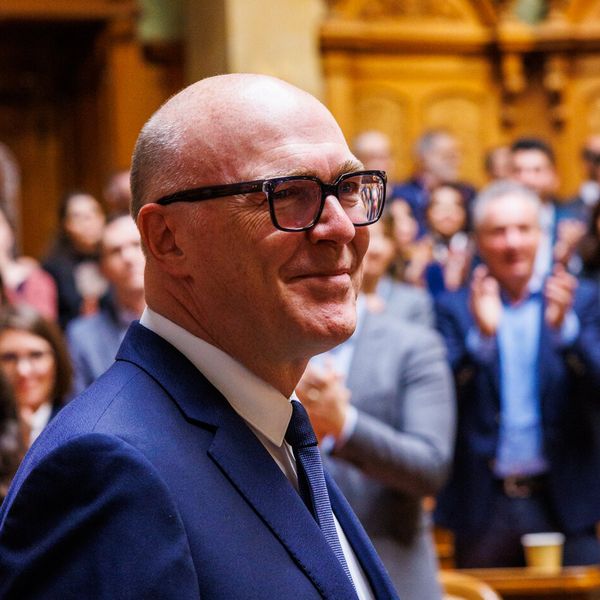 Martin Pfister hat es geschafft! Zug wieder im Bundesrat
