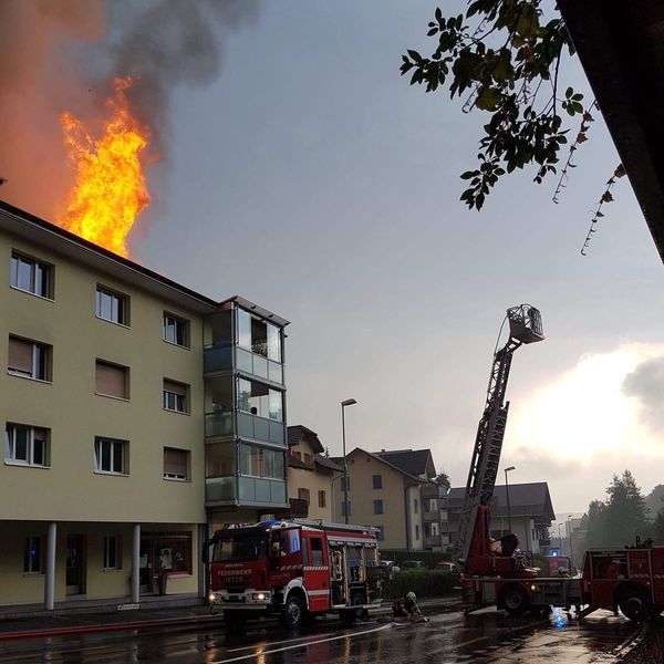 Dachstockbrand in Littau nach Blitzschlag