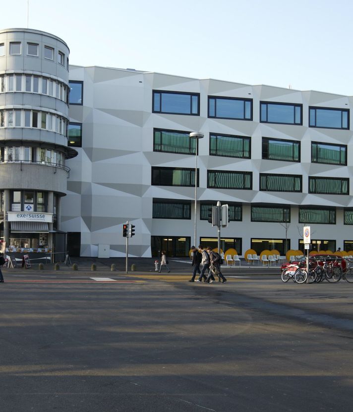 Uni Luzern erhält zwei neue Fakultäten