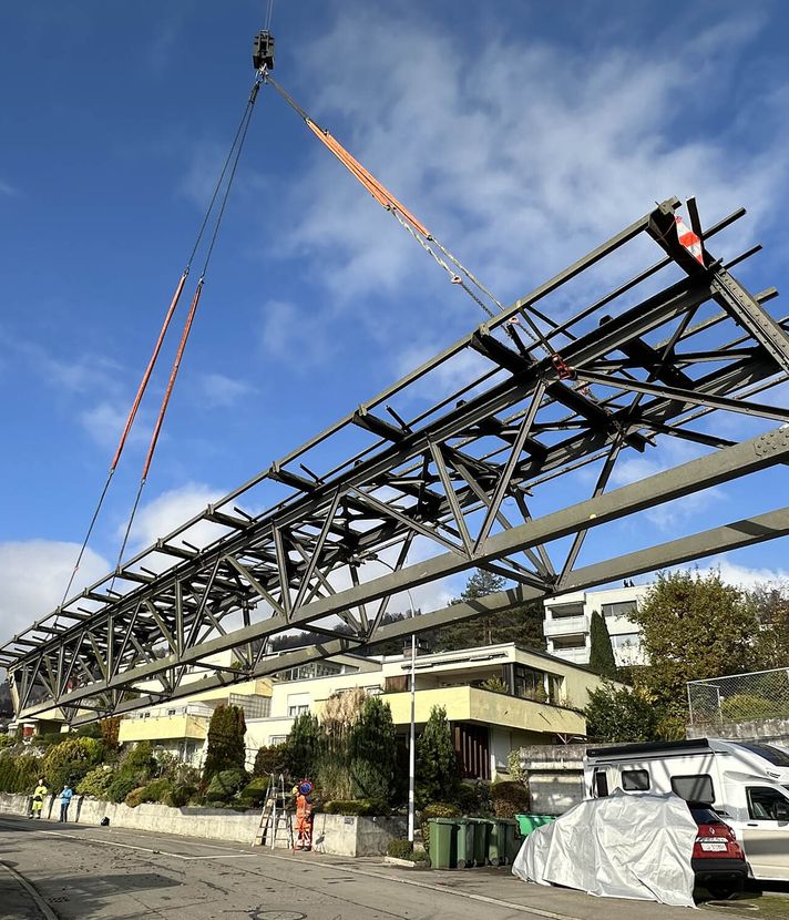 Brücke der Sonnenbergbahn in Kriens kehrt zurück