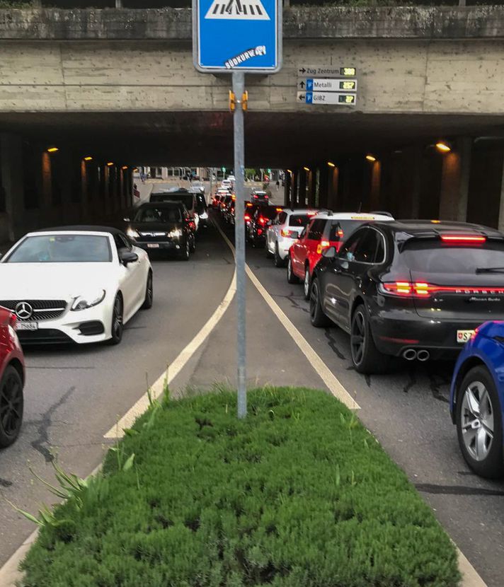 Wegen Stau stoppt Stadt Zug künftig Bauprojekte