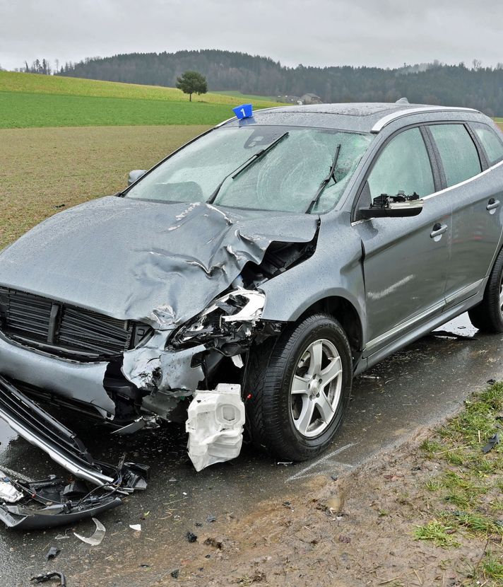 18-jähriger Motorradfahrer nach Unfall verstorben