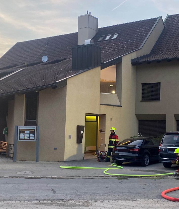 Vergessene Pfanne löst Feuerwehreinsatz in Menzingen aus