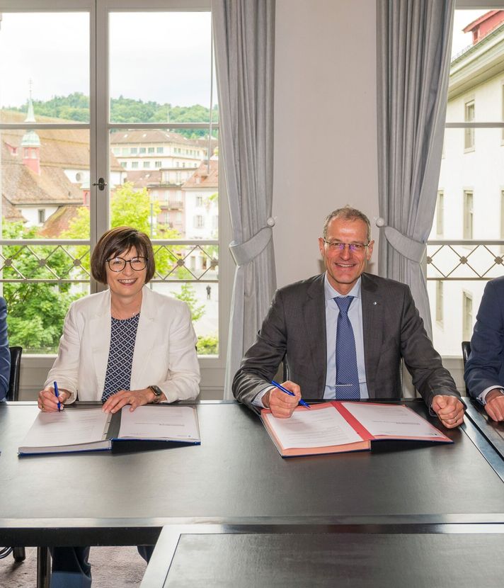 Luzerner Gemeinden und Kanton schwören sich die Treue
