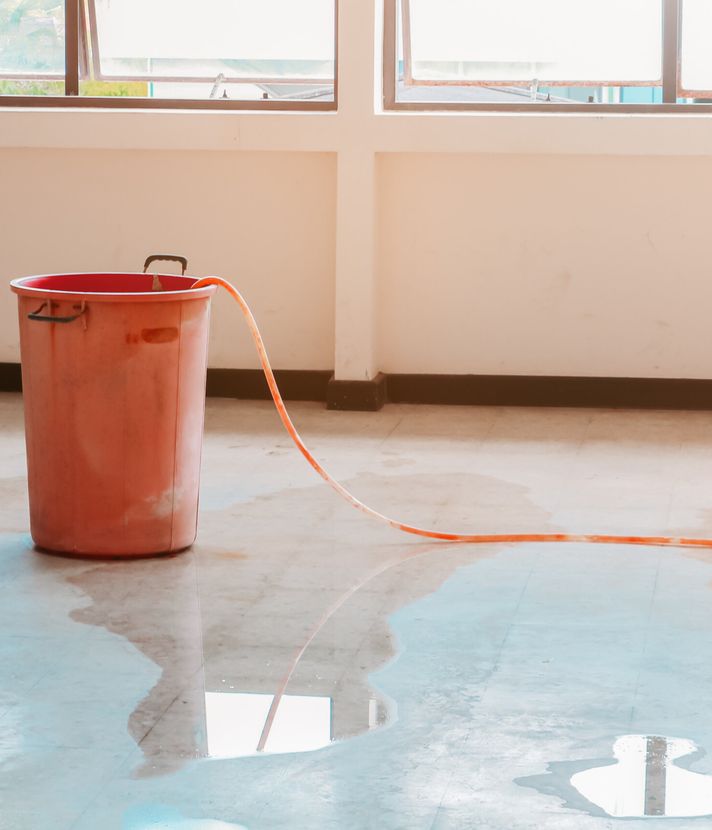 Zuger Versicherung muss doch für Wohnung voll Wasser zahlen