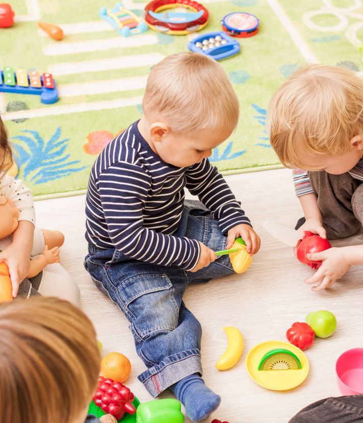 Kinder in Asyl-Notlage: Regierung öffnet Spielgruppen