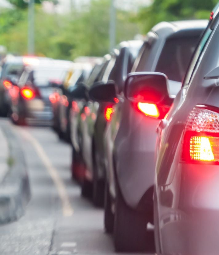 Auf der A2 müssen Autofahrer warten