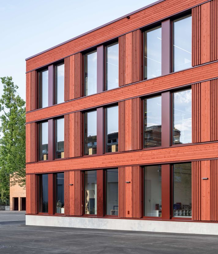 Gemeinde Cham eröffnet neues Schulhaus