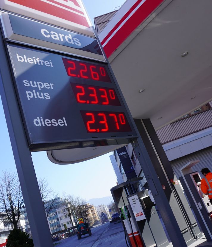 Benzinpreise explodieren: So kannst du sparen