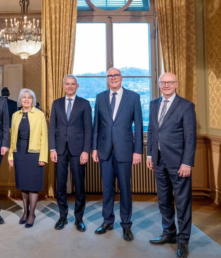 Martin Pfister wird nun offiziell Verteidigungsminister