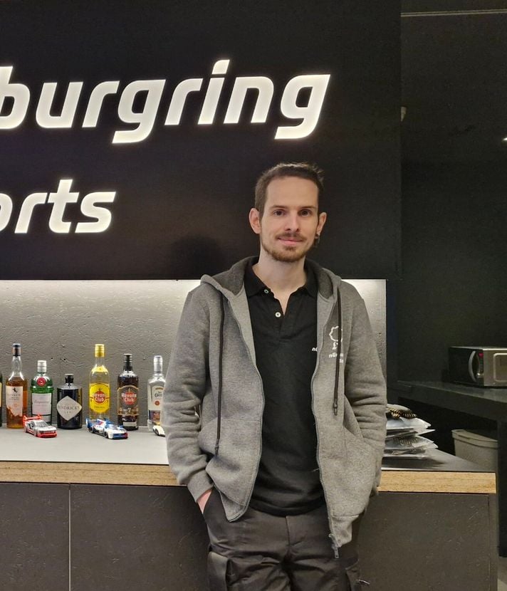 Neue Bar bringt legendäre Rennstrecke nach Kriens