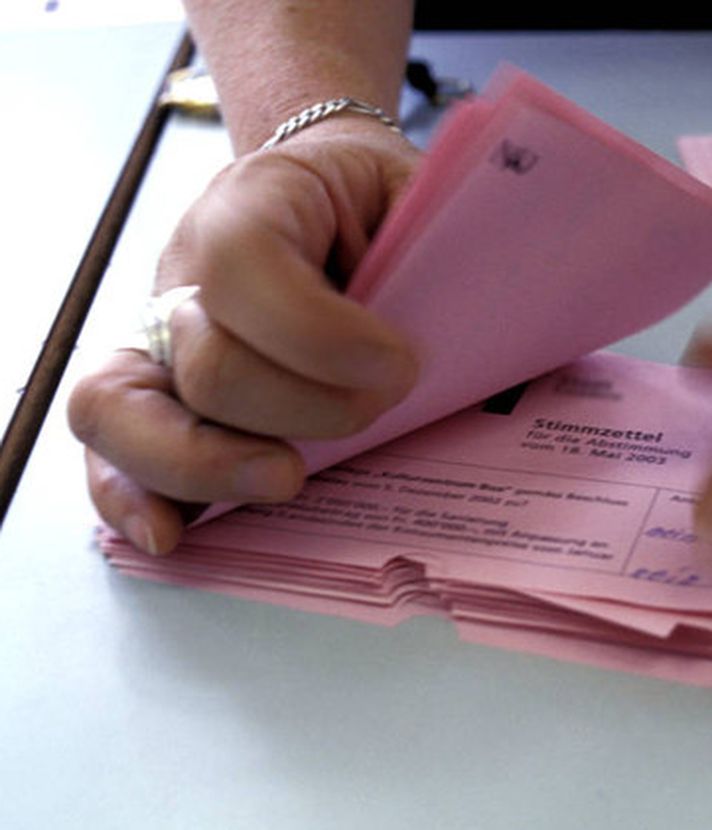 Partei will Maschinen statt Stimmzähler in Horw