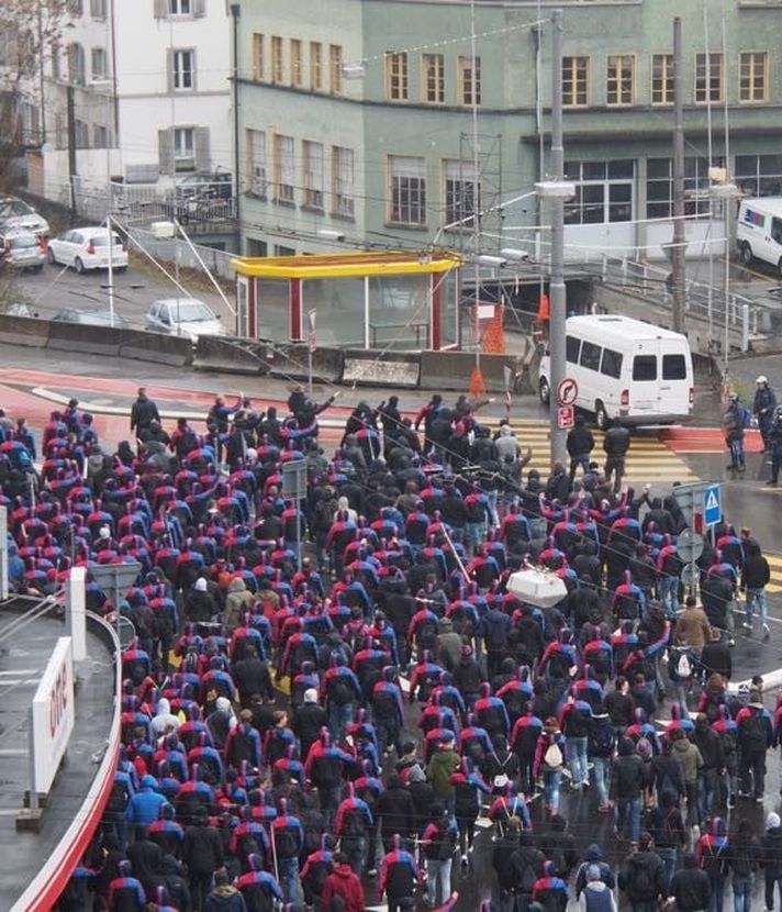 Wenn 1’000 FCB-Fans durch Luzern marschieren