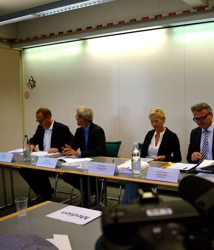 Applaus von rechts, Empörung von links