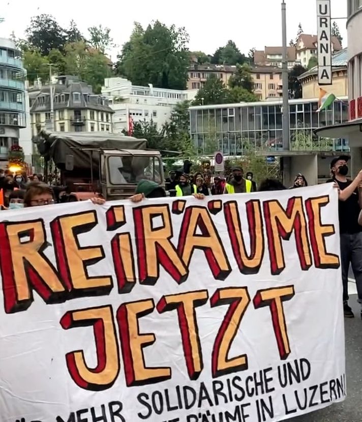 Knapp 100 Leute nahmen sich in Luzern die Strasse