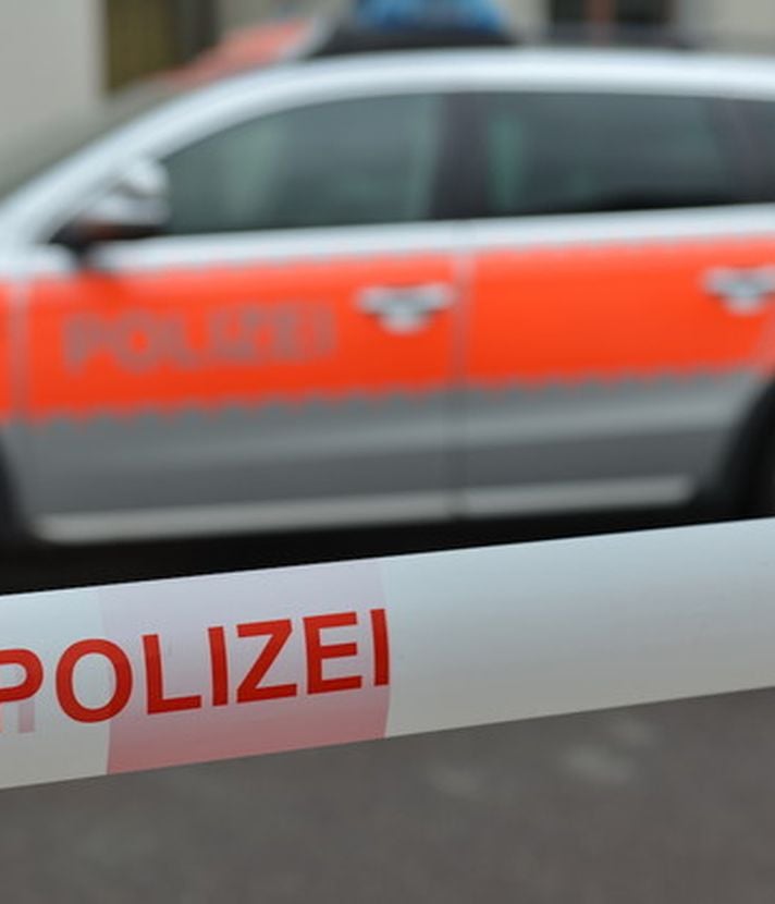 Kinder von Auto angefahren – Polizei sucht SUV