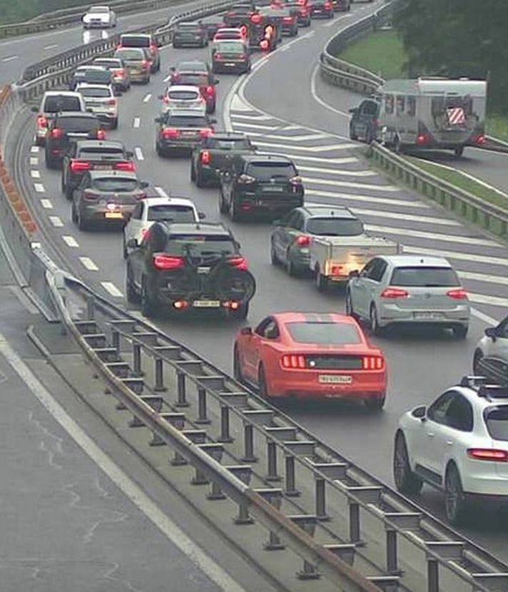 Unfall auf der A14 sorgt für Verkehrschaos um Luzern