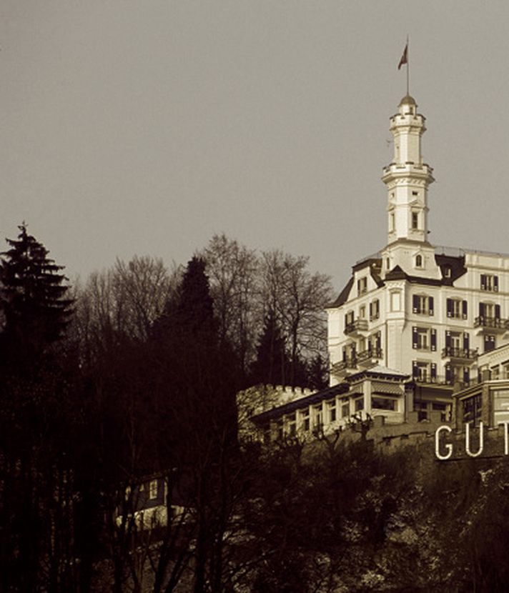 Privilegierte deutsche Offiziere im Hotel Gütsch