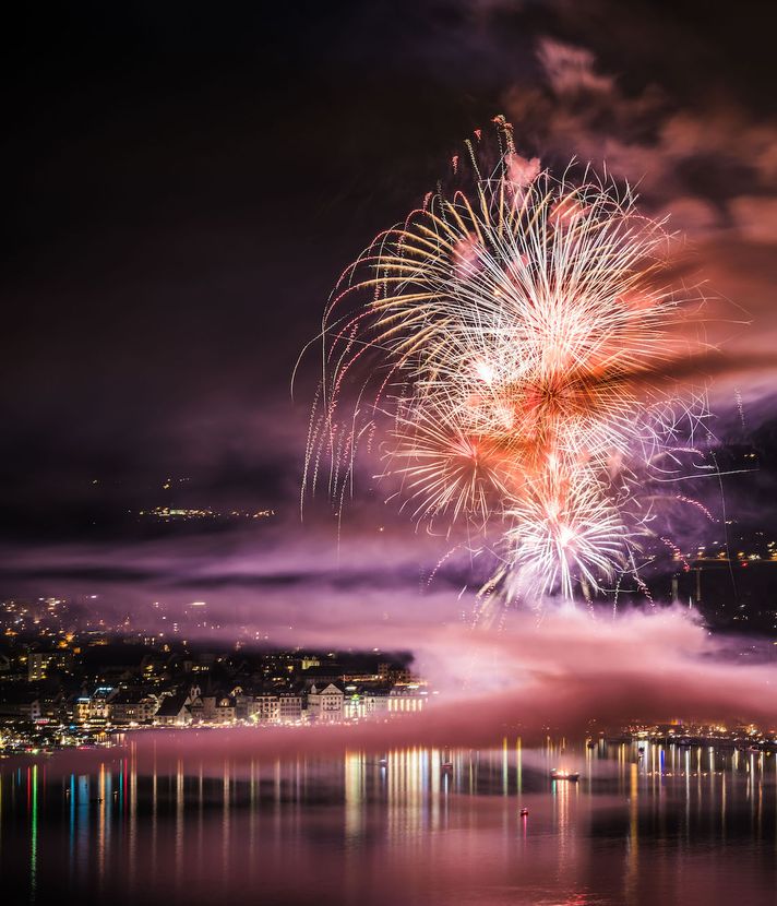 So schön war das Neujahrs-Feuerwerk in Luzern