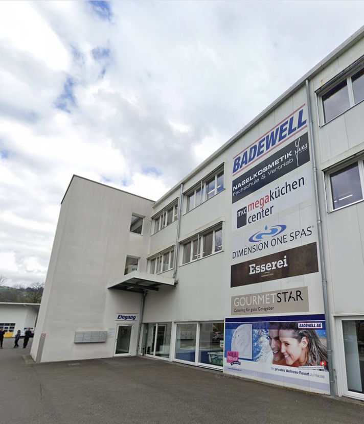 Surseer Start-up erfindet den Fingernagel zum Bezahlen