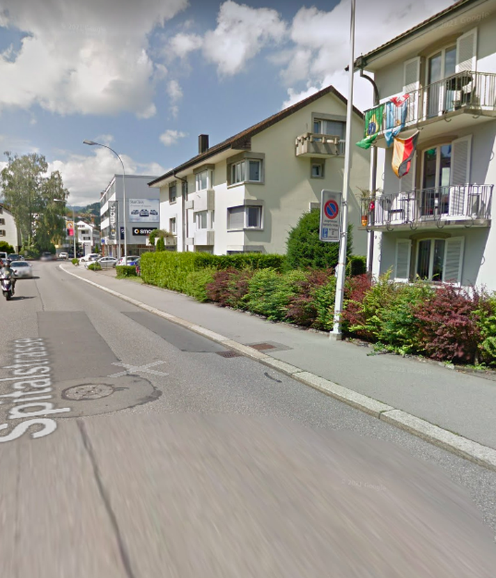 Spitalstrasse Luzern: Velostreifen statt Parkplätze