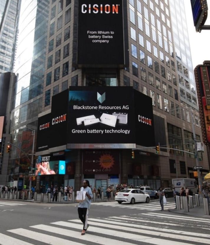 Vom Times Square zum Justizfall: Baarer Firma rauscht ab