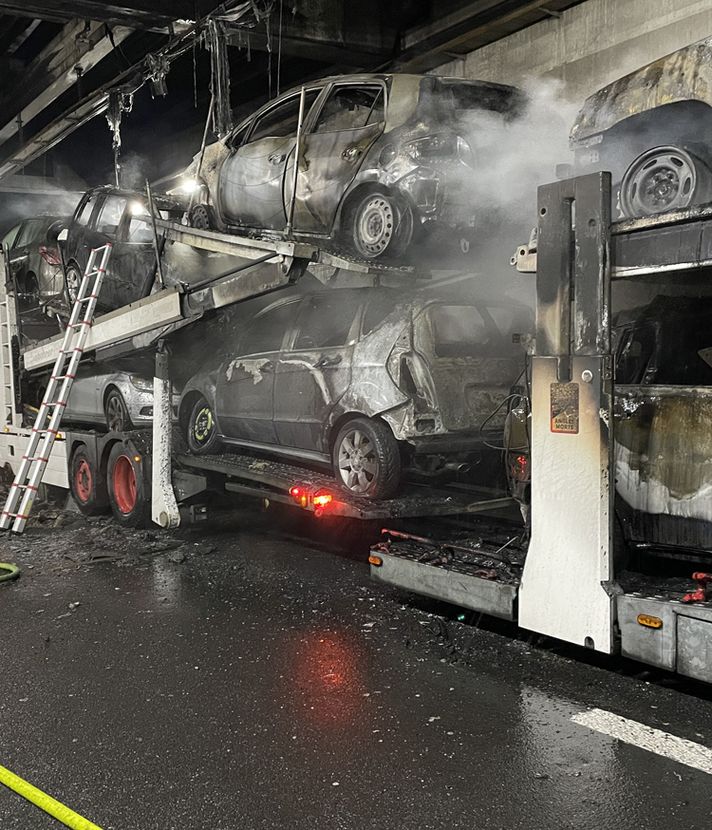 Ursache für Lastwagenbrand im Sonnenbergtunnel geklärt