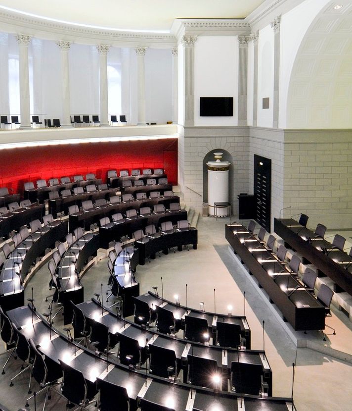 Luzern senkt Steuern und führt Öffentlichkeitsprinzip ein