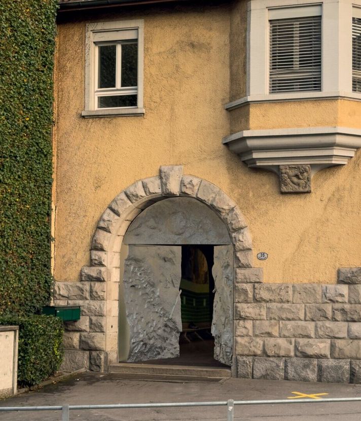 Luzern hübscht Schule Moosmatt mit neuen Toren auf