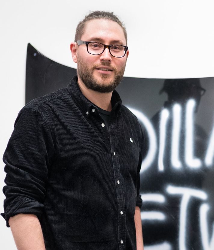 «Adliger» Künstler besprayt Schrott und erhält Kunstpreis