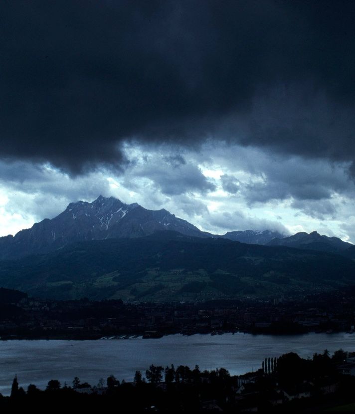 So viel Regen gibt es in Luzern und Zug