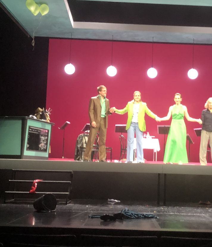 Schweizer Erstaufführung von «Meine geniale Freundin» im Luzerner Theater
