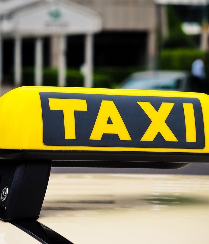 Cham: Streit um Taxi-Fahrpreis endet für Fahrer im Spital