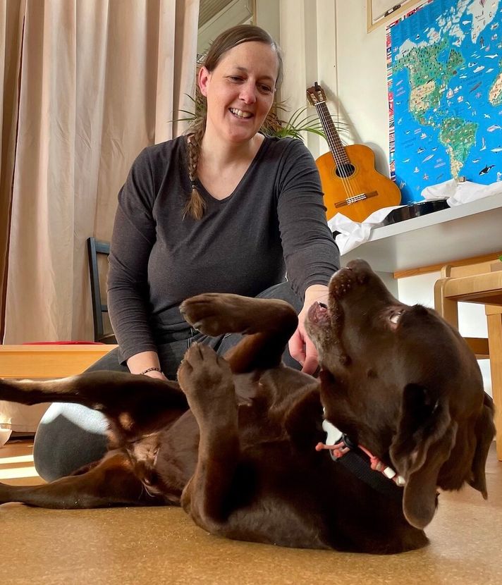 Der Hund, der Kinder ganz unauffällig erzieht