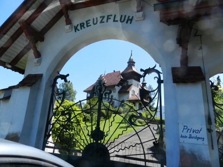 Die Villa Kreuzfluh diente früher als Dépendence.