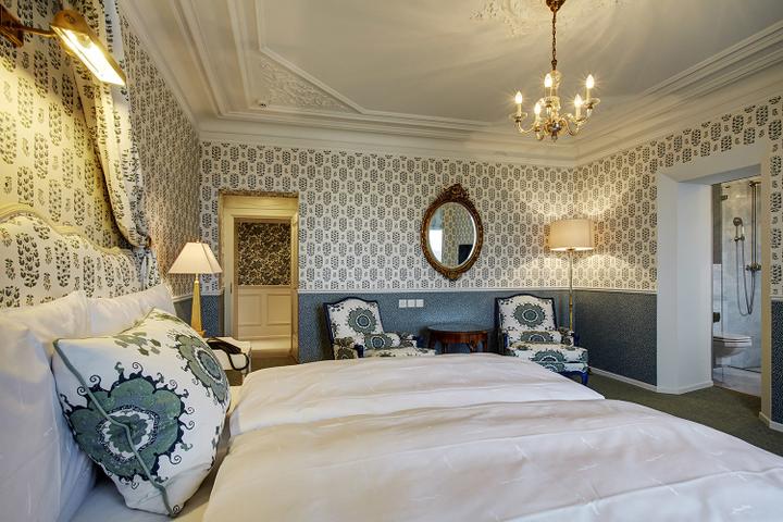 Ein weiteres Zimmer im Stil des britisch-amerikanischen Designers Martyne Lawrence Bullard. Foto: Gabriel Ammon/AURA