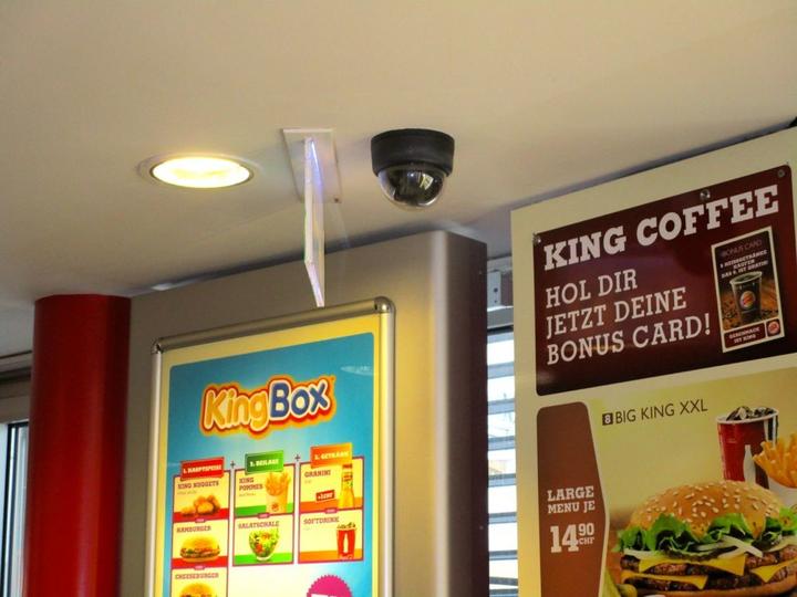 Burger King hat mehrere Kameras installiert.