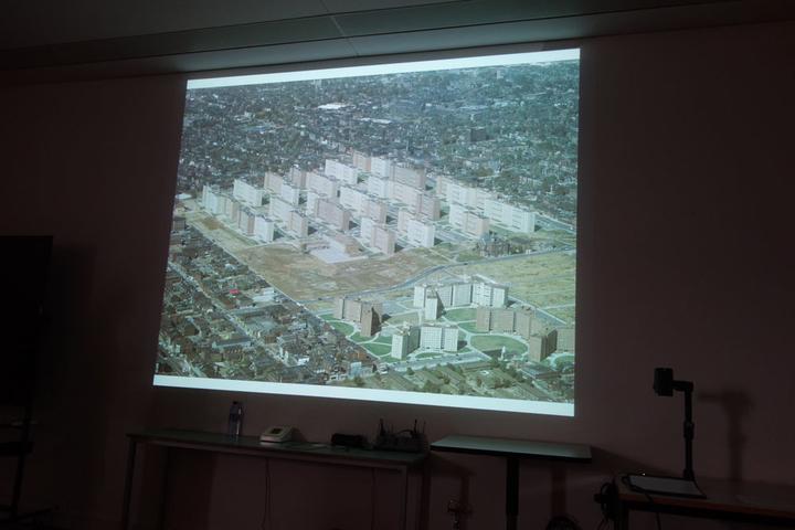Der Abbruch der Siedlung Pruitt-Igoe von 1972 gilt als das Ende der modernen Stadtplanung.