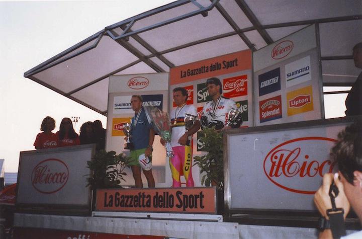 Alber Iten bei der Siegerehrung als Weltmeister 1991.