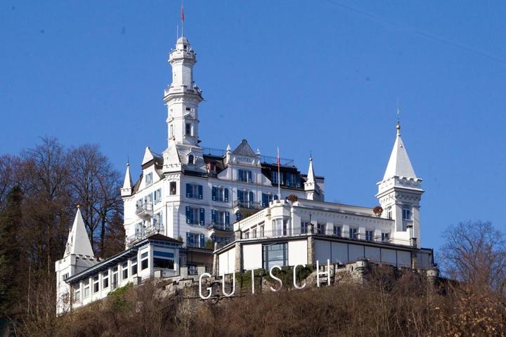 Das Märchenschloss-Hotel auf dem Gütsch öffnete seine Türen einen Spalt.