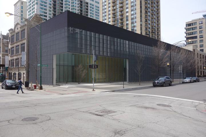 Mit der Poetry Foundation hat das Architekturbüro von John Ronan im Herzen Chicagos seinen wichtigsten öffentlichen Bau errichtet.