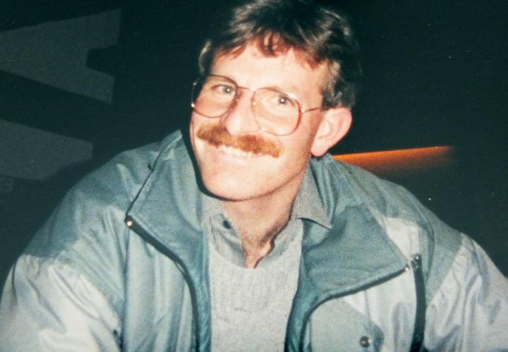 <p>Tief in den 80ern: Sekundarlehrer Renzo Meier 1986.  (Bild: zvg)</p>