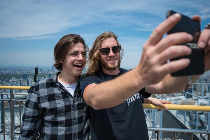<p>Selfies auf dem 270 Meter hohen Roppongi Hills Mori Tower.</p>