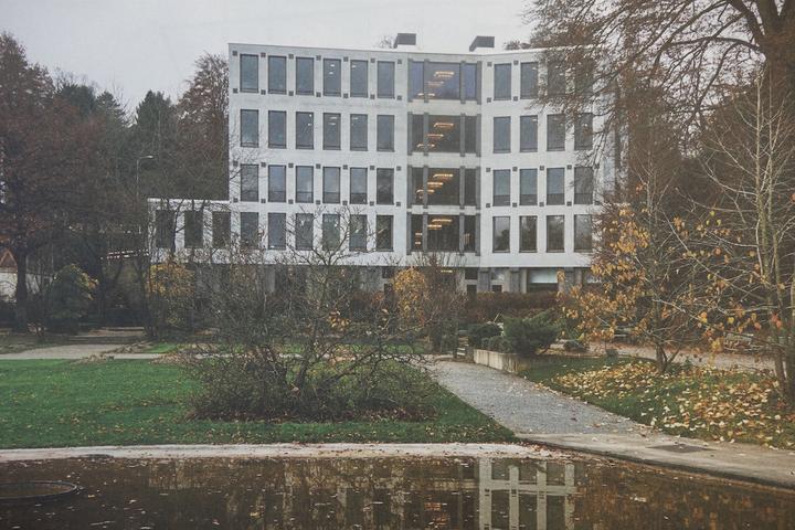 <p>Märklis Architektur geht aus seinem zeichnerischen Schaffen hervor: Belvoirpark Hotel- und Managementschule, Zürich. (Bild: zvg)</p>