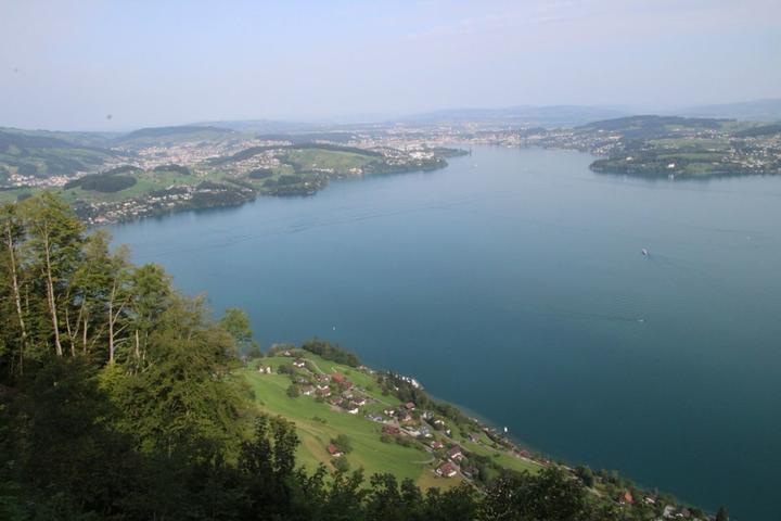 <p>Aussicht auf Luzern: Nach fast neunjährige Planungs- und Bauzeit kann sie ab heute wieder genossen werden.</p>