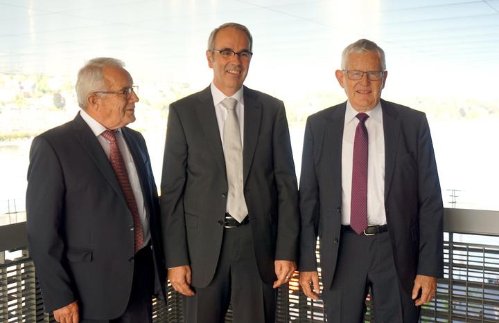 <p>Stadtpräsident Beat Züsli empfing die beiden alt Bundesräte Arnold Koller (links) und Kaspar Villiger (rechts).</p>